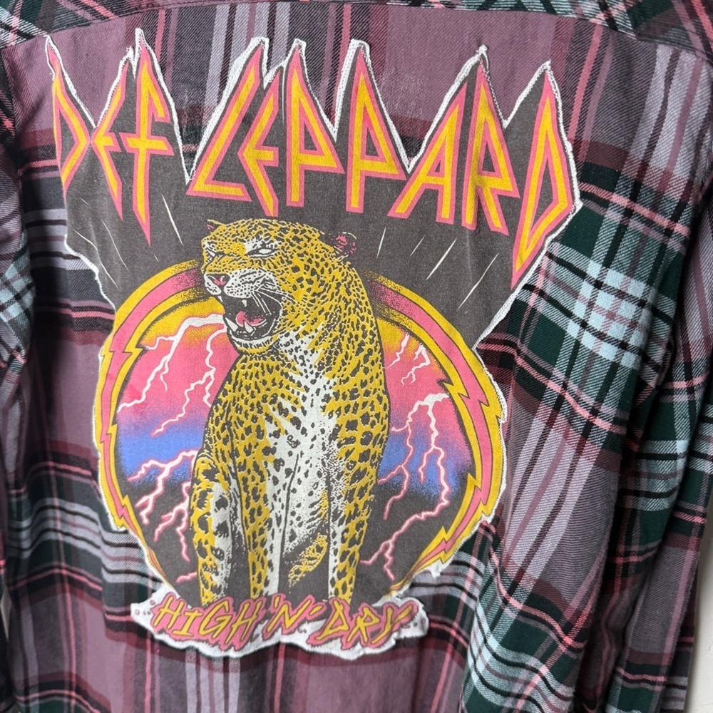 Def Leppard Graphic Plaid Shirt band tee upcycle - Picture 8 of 9